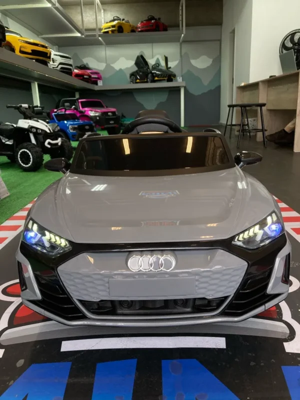Carrinho Elétrico Audi E-tron Gt Cinza - Image 2